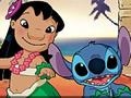 Lilo i Stitch zabavno odmarajući se na plaži igrati online